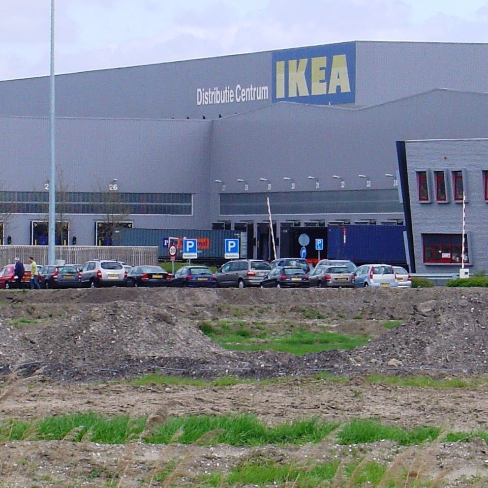 vrouw musical slikken Ikea wil in Nederland e-commerce dc bouwen
