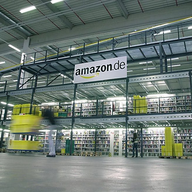 Amazon aast op logistiek Nederlandse webwinkels