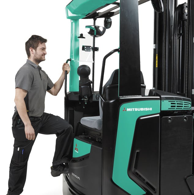 CeMAT 'must see' - Mitsubishi reachtruck in 11 varianten