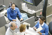 Wachtrijen op vliegvelden