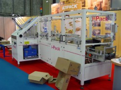 Twee koppensnellers voor verzenddozen