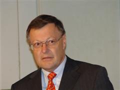 Johann Löttner van Dematic