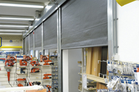 Brandwerend rolscherm en snelloopdeur