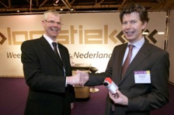 Winnaar internetpoll krijgt iPod