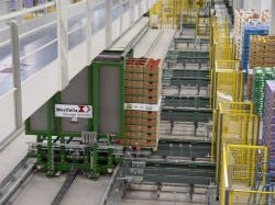 Eén van de twee traversewagens in actie