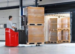 Linde doublestackers
