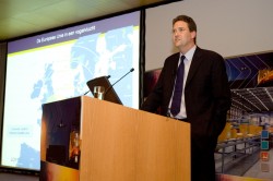 Noël Egberts van Loyens & Loeff verteld over de zin van AEO certificering