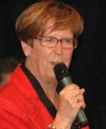 Annemarie Jorritsma daagt Tineke Huizinga uit tijdens Schuttevaer-congres