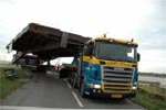 Brugdeel op transport