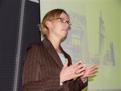 Logistiek dienstverleners verwachten volgens Diana Vonk Noordegraaf van TNO de hogere kosten van kilometerbeprijzing te kunnen doorberekenen aan opdrachtgevers.