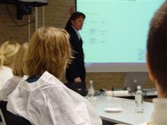 Apics-studenten horen hoe SC Johnson het world class manufacturing concept toepast in productie en logistiek