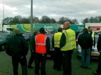 Staking dc personeel Super de Boer Beilen (foto: RTV Drenthe)