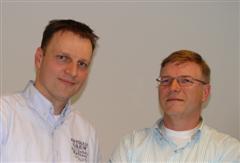 Wilbert Raap (links) en Derek Oosterhoff: 'Kleine magazijnen worden met de nu beschikbare softwaresystemen te weinig bediend'.