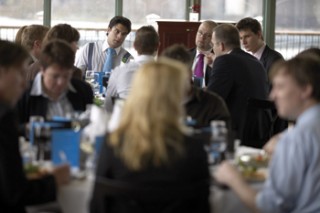 Innovatieve netwerken alleen als OEM's en toeleveranciers samenwerken