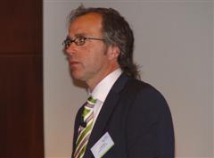 Hylke de Cock van Philips Lighting vertelt dat de voorraad in de supply chain sinds 1 januari flink is gedaald.