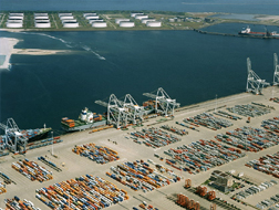 Kabinet: meer samenwerking tussen Mainport Rotterdam en andere havens