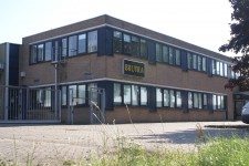 Onterechte beslaglegging door de Belastingdienst zorgde ervoor dat logistiek dienstverlener Brutra uit Doetinchem een jaar geleden failliet ging.