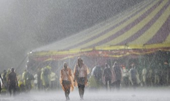 Lowlands eerder open door noodweer