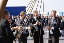 Wincanton opent nieuwbouw én slaat eerste paal