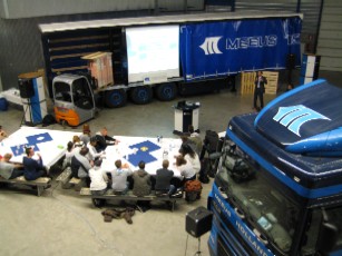 College in het magazijn