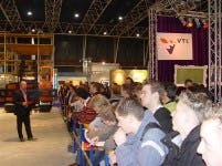 Tijdens de innovatiemarkt presenteren studenten hun onderzoek innovatie op de beursvloer