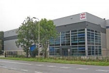 Logistiek dienstverlener Rabelink zit sinds eind augustus in een modern logistiek centrum in 's-Heerenberg.