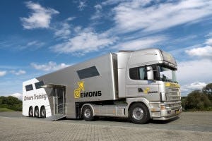 Emons start mobiele chauffeursacademie