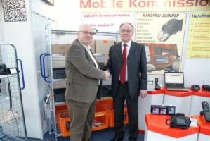 John Jansen (l) Nedac Sorbo en Pieter Mäkel, Logitrade 