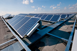 Alle Europese dc's van Lidl worden voorzien van zonnepanelen.