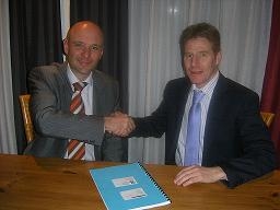 VanRiet & ULS contractondertekening
