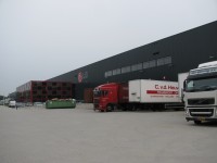 De Zuid-Koreaanse consumenten elektronica gigant LG opende onlangs nog een dc in Oosterhout (N-Brabant).