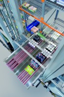 De Automatische Case Picker vormt het hart van het nieuwe Automated Case Picking systeem van Vanderlande