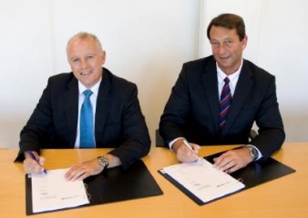 Arne Wijnmalen, CEO van Nieaf-Smittt en Gard Overdevest, CEO van Macroscoop.