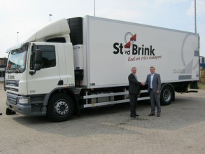St. van den Brink installeert trucknavigatiesysteem