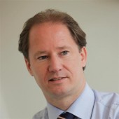 Gerwin Vos, hoofd afdeling Logistics van DTZ Zadelhoff: 'De logistiek vastgoedmarkt absorbeert heel erg weinig.' 