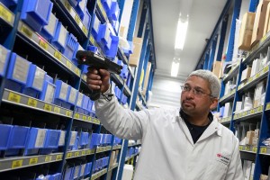 Clean room bij DB Schenker Logistics