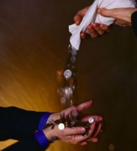 Magazijnmedewerker verdient niet veel