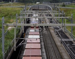 Verlader ontevreden over spoor en binnenschip