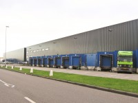 Een van de twee magazijn in Waddinxveen waarvan Goodman de huur verlengt heeft met een logistiek dienstverlener