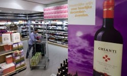 Lege schappen dreigen in de AH-supermarkten als gevolg van de stakingen in de dc's van het supermarktconcern