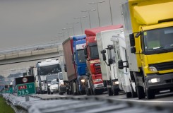 Het broze financiële herstel van de transportsector is in gevaar door de stijgende olieprijs.