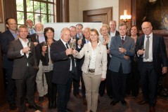 De stadsregio Rotterdam wil samen met veertien regiogemeenten, het bedrijfsleven en brancheorganisaties TLN en EVO de bevoorrading van de winkels in de binnensteden schoner en efficiënter maken. Giste