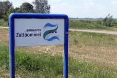 Elektronicabedrijf Hitachi Data Systems in Waardenburg wil in het naburige Zaltbommel een nieuw distributiecentrum bouwen