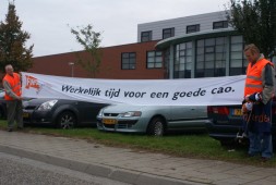 FNV Bondgenoten zal tijdens de komende cao-onderhandelingen voor de sector transport en logistiek, waarin ongeveer 140.000 mensen werkzaam zijn, inzetten op een loonsverhoging van 2,5 procent. 