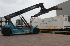 Voor het eerst is per trein vanuit Nederland een container vol met planten afgeleverd in Polen. 