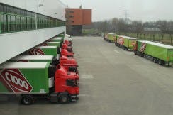 C1000 Vastgoed, onderdeel van het gelijknamige supermarktconcern, verkocht door middel van een sale-and-lease-backtransactie voor 155 miljoen euro zes van zijn distributiecentra aan W.P. Carey & Co.