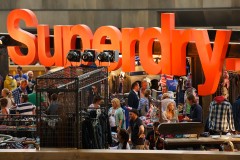 De Supergroup, eigenaar van het modelabel Superdry, heeft een zwaar kwartaal achter de rug door een mislukte WMS-implementatie