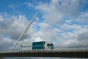 Rutges Cargo truck