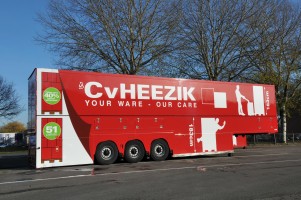 Twintig twin trailers voor Van Heezik