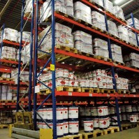 Logistiek dienstverlener TWO Chemical Logistics uit Nijmegen staat onder druk omdat volgens de naburige gemeente Beuningen het concept-rampenplan voor het bedrijf ernstig tekort schiet. 